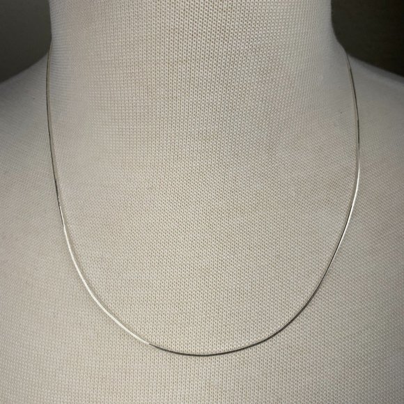 NEW 20" Real Silver (not plated) 1mm Square Snake Chain - Picture 2 of 4
